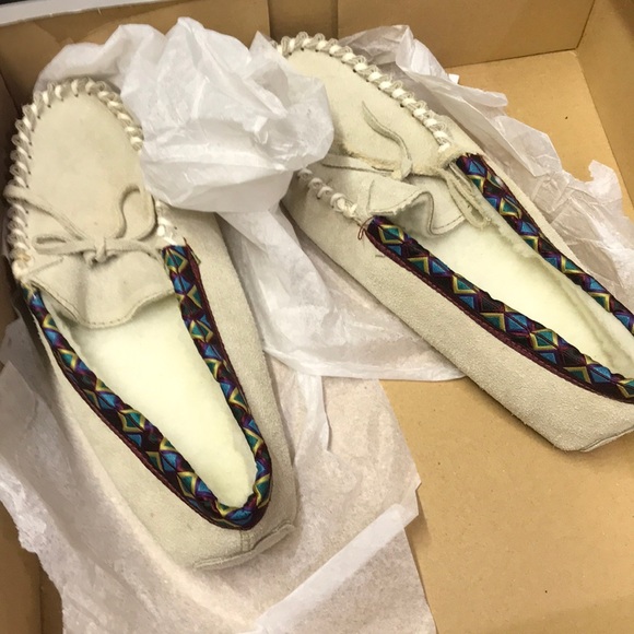 Northwest Territory comfort feet slippers - Picture 1 of 5